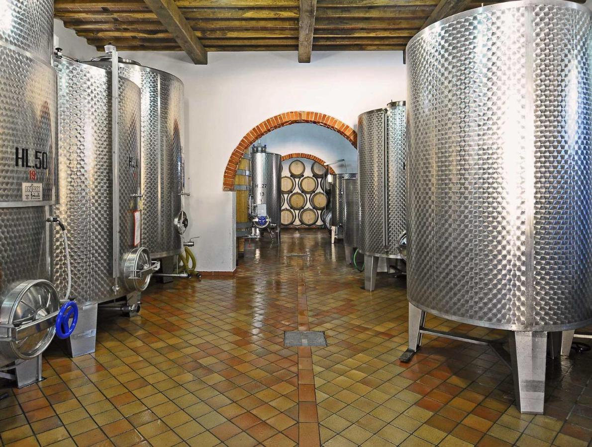 La Torre Wine Resort Монтекарло Екстериор снимка